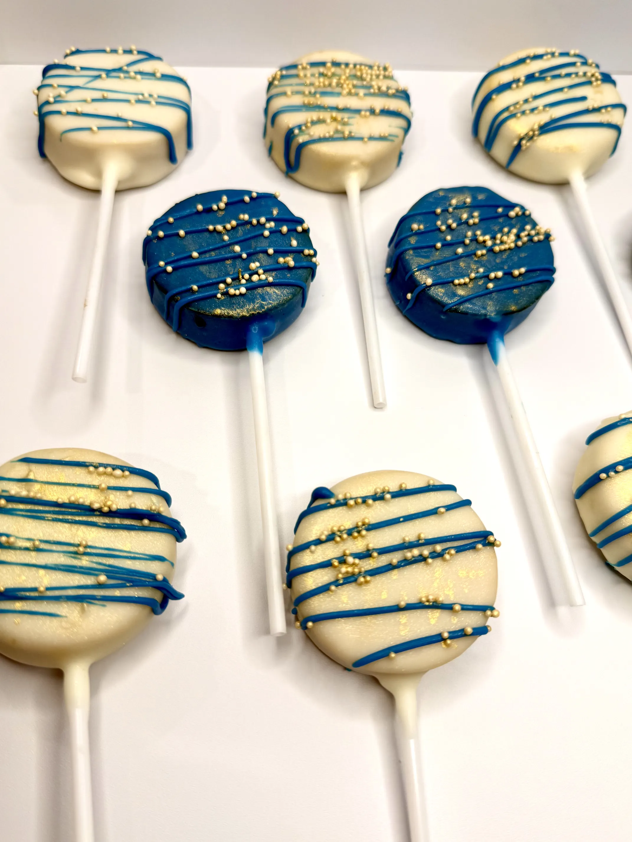 Specialty Cake Pops